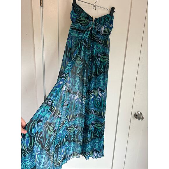 Victoria's Secret Other - Victoria’s Secret V-neck Strapless Front Slit Swimsuit Cover Up Womens sz  Small